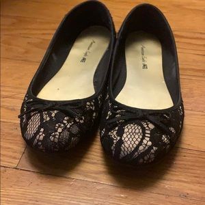 Lace flats